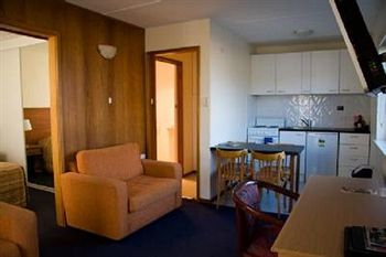 Blue Hills Motel