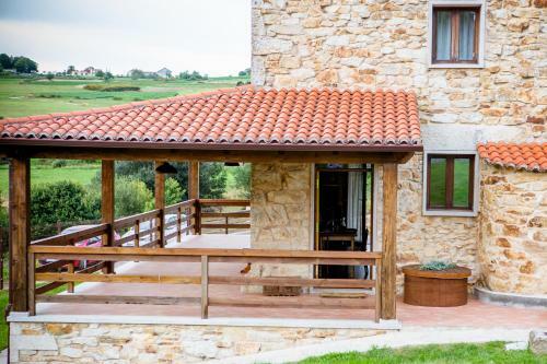 Mi�a Nai, Casa Rural