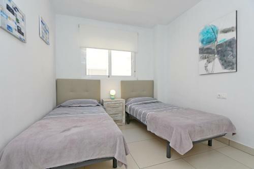 Apartamento La Marina Ref. 8564