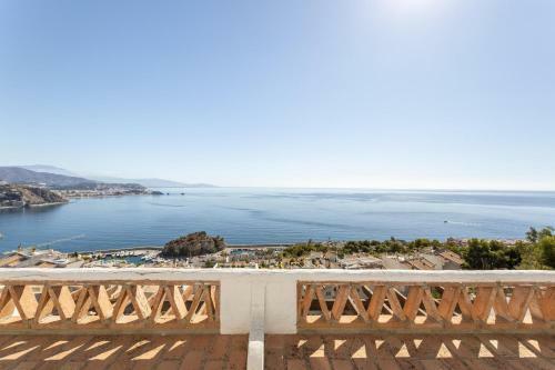 �tico Vista Del Mar