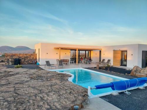 Villa Tabaiba En Lajares Con Piscina