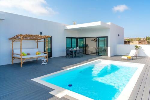Villa Santiago