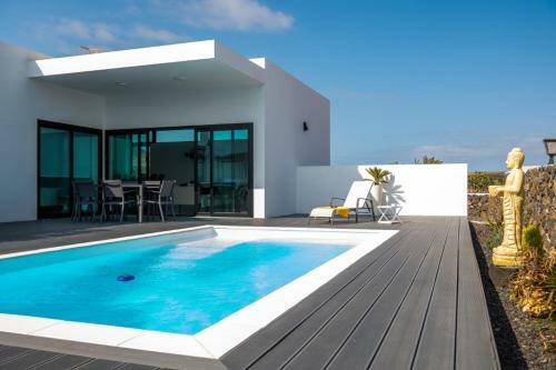 Villa Santiago