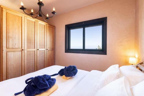 El Refugio Apartments & Villa