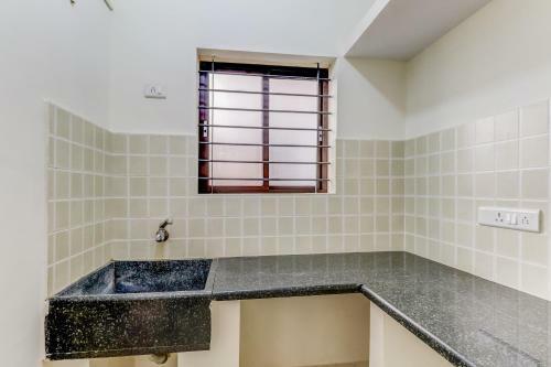 Apartamentos Oyo 2677 Hotel Royal Blue
