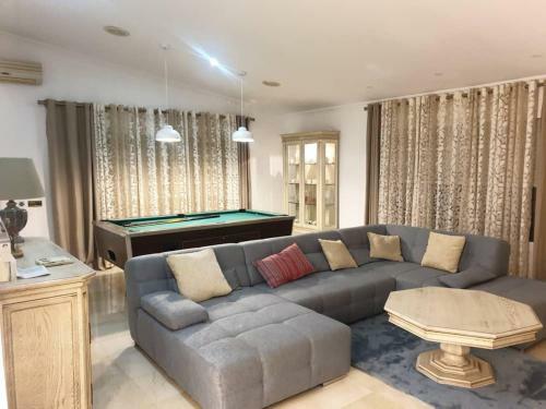 De Luxe Villa
