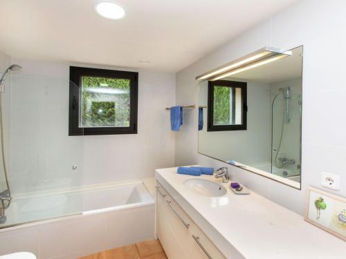 Holiday Home Emp�rion
