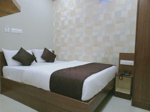 Hotel Olivia Inn And Suites