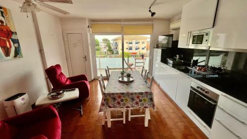 Apartamento Avinguda De Girona Ferienwohnung