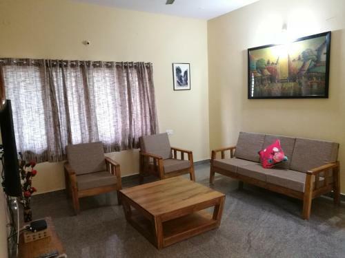 Hostal Stayin 2 Bedroom Independent House