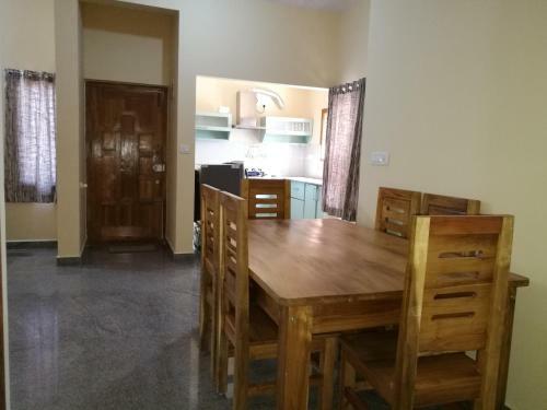 Hostal Stayin 2 Bedroom Independent House
