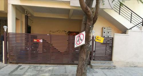 Hostal Stayin 2 Bedroom Independent House