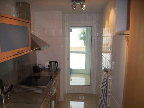 Beachfront Apartment With Sea View - Voromar