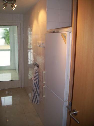 Beachfront Apartment With Sea View - Voromar