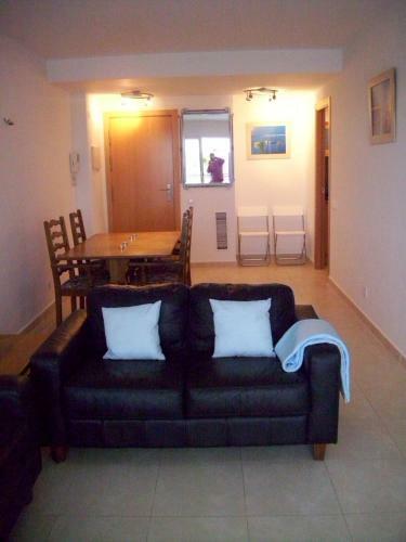 Beachfront Apartment With Sea View - Voromar
