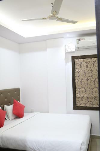 Hotel Flora Suites