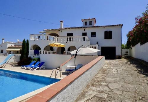 Villa Apartment In L Escala