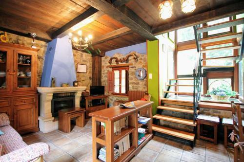 Casa De Aldea Pe�a Sobia