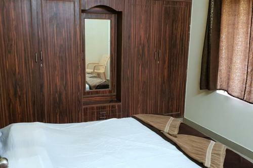 Apartamento Bangalore -1920 Yellow Stone