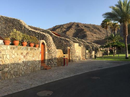 Villa M&f Golf Views. Walk To Beach