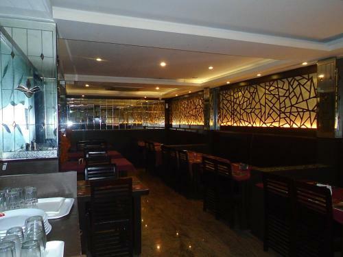 Hotel Royal Residency