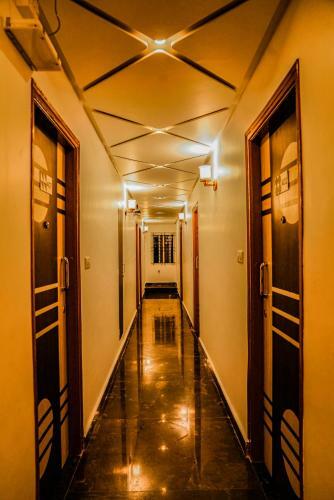 Hotel Supreme Suites