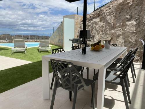 Villa Calm Ocean Views By Canariasgetaway