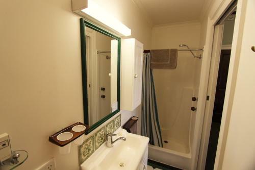 Bed & Breakfast Orana House
