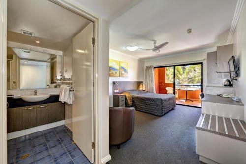Kacy's Bargara Beach Motel