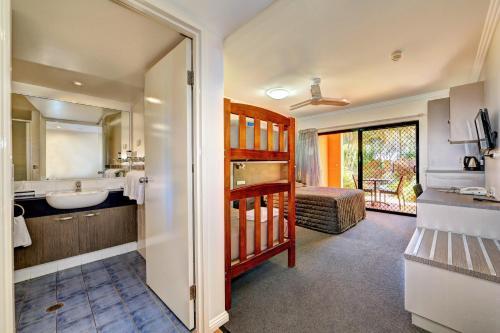 Kacy's Bargara Beach Motel