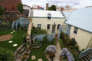 The Lodge On Elizabeth Bed & Breakfast