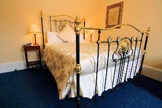 The Lodge On Elizabeth Bed & Breakfast