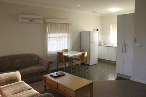 Murray River Resort