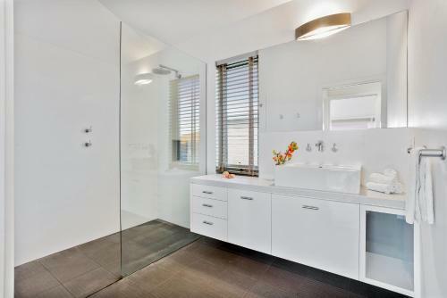 Tides Apartments Port Fairy