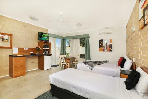 Caboolture Riverlakes Boutique Motel