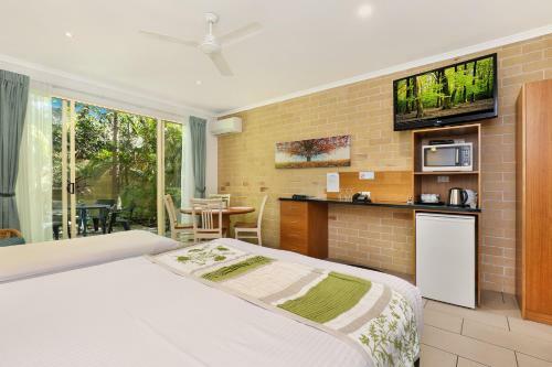 Caboolture Riverlakes Boutique Motel