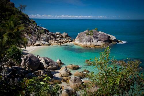 Dunk Island View Caravan Park
