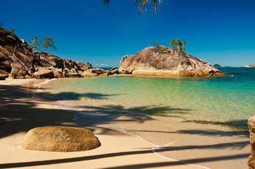 Dunk Island View Caravan Park