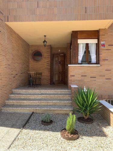 Chalet En Laredo Cerca De La Playa.
