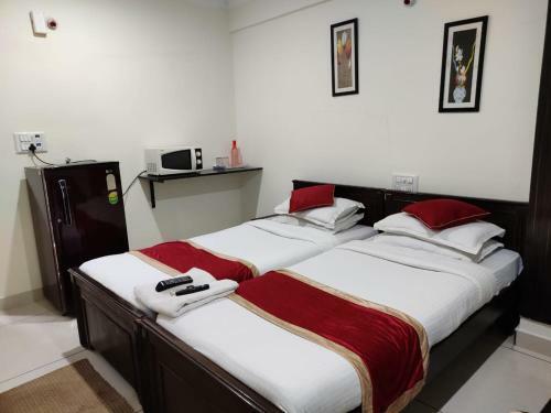 Single Serviced Room With Breakfast & Wi-fi