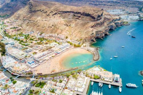 Front Line Marina Apartment With Roofterrace