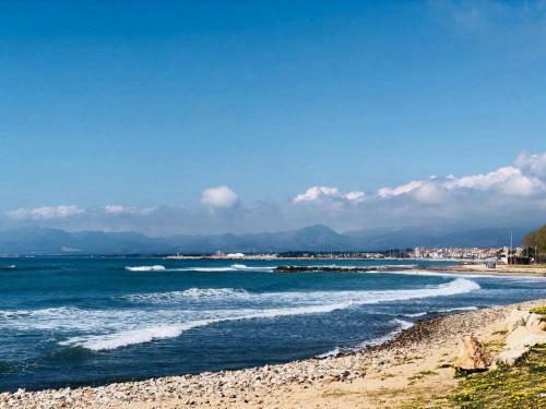 Apartamento La Pineda Beach