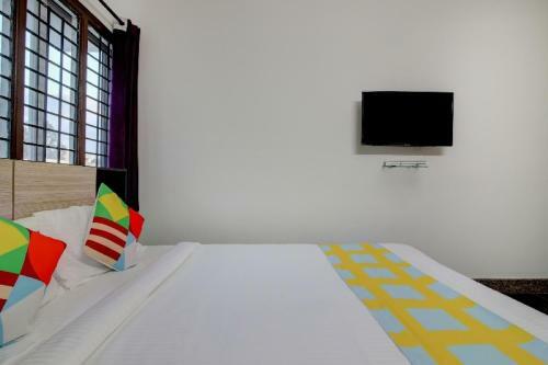 Hotel Oyo 81272 Avion Inn