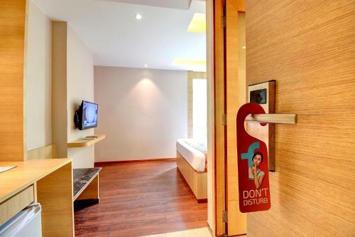 Fabhotel S Comfort Inn
