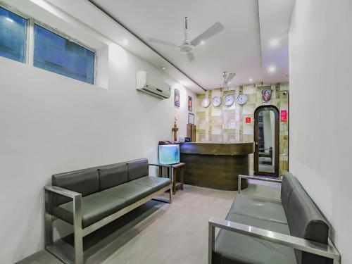Hotel Oyo 13024 Mint 2021