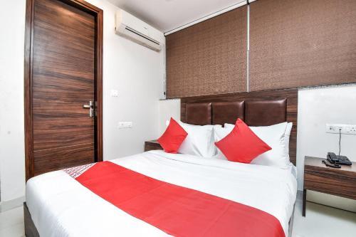 Hotel Oyo 13024 Mint 2021