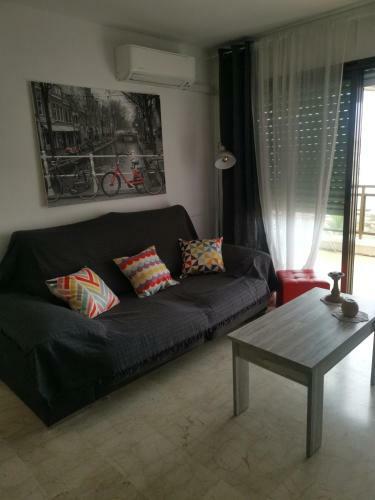 Apartamento Pina Beach Holidays
