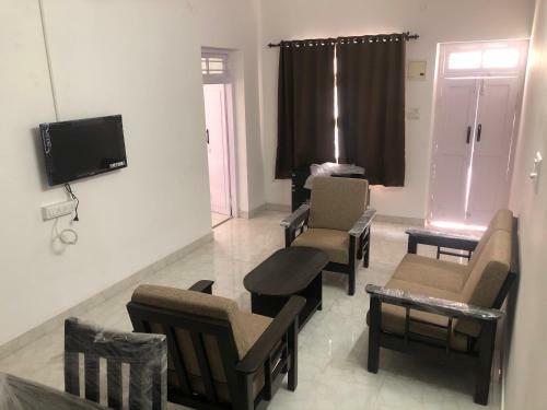 Midtown Condo