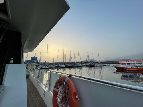 Wonderful Yatch To Rent At Tenerif South