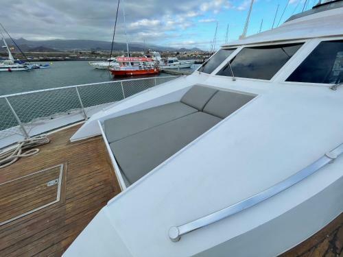 Wonderful Yatch To Rent At Tenerif South